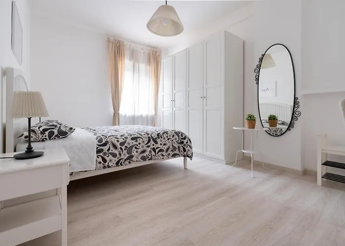 Son Blanc Appartement Pompéi